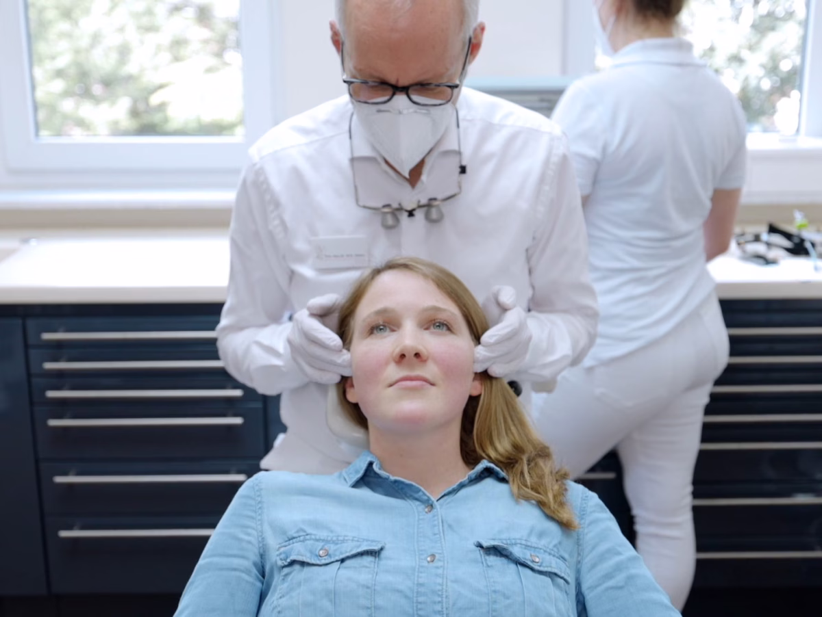 Ahlers Kiefergelenk Palpation quadratisch